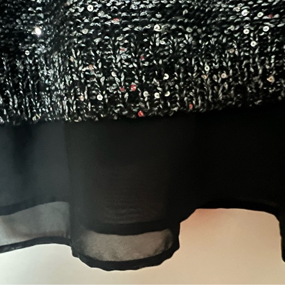 Faded Glory women’s long sleeve black and gray sequin top silk bottom hem XL - Picture 5 of 8